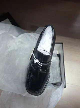 Zapatos Carmela Mujer Negros Charol