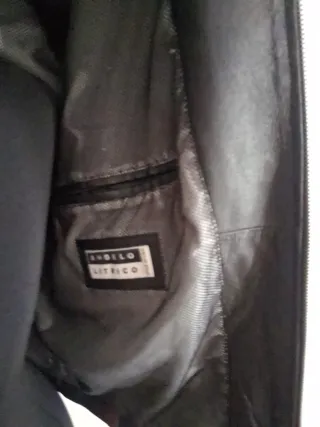 Chaqueta Motorista Negra, Roja y Blanca de polipie