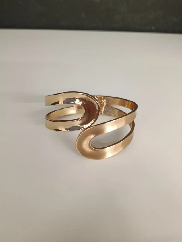 Pulsera Brazalete Dorado