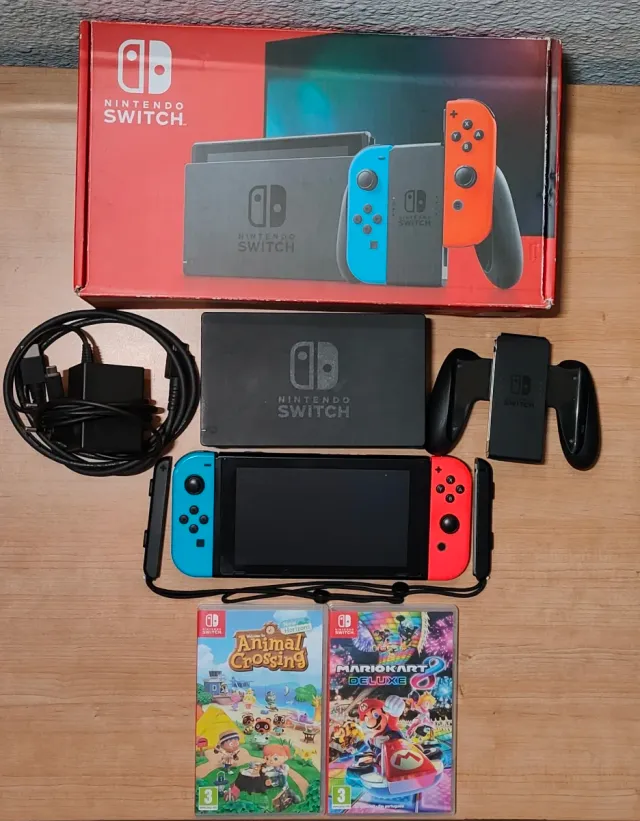 Pack Nintendo Switch com Caixa + 2 Jogos