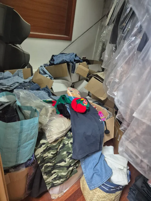 Lote Ropa Variada Hombre/Mujer/niño