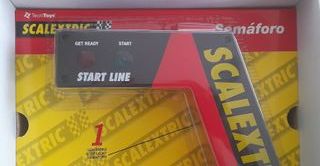 Semáforo Scalextric TecniToys con cuentavueltas