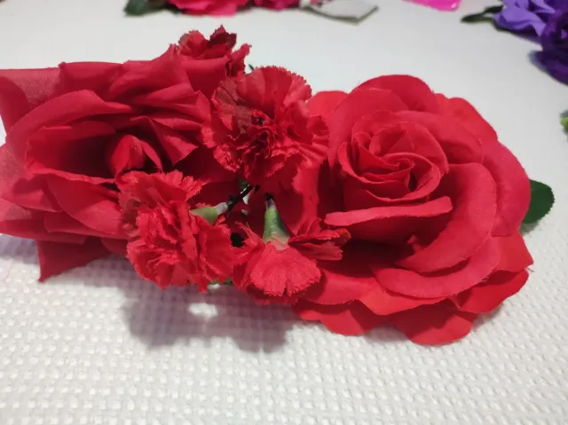 Ramillete flores flamenca rojas