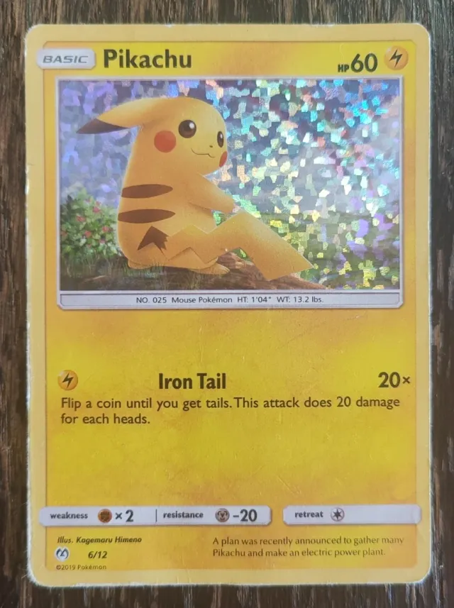 Pikachu 6/12 Promo Holo Foil 2019
