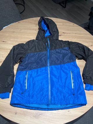 Chaqueta de nieve azul y negra Crivit