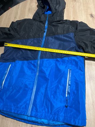 Chaqueta de nieve azul y negra Crivit