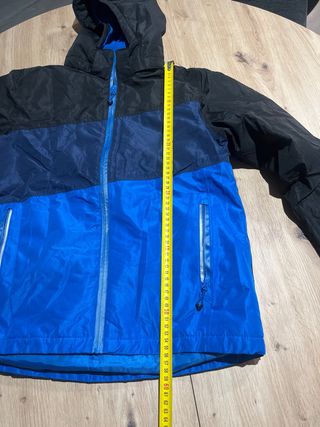 Chaqueta de nieve azul y negra Crivit