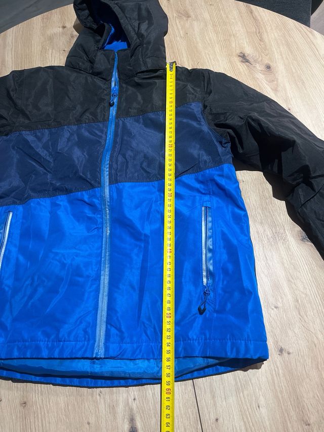 Chaqueta de nieve azul y negra Crivit