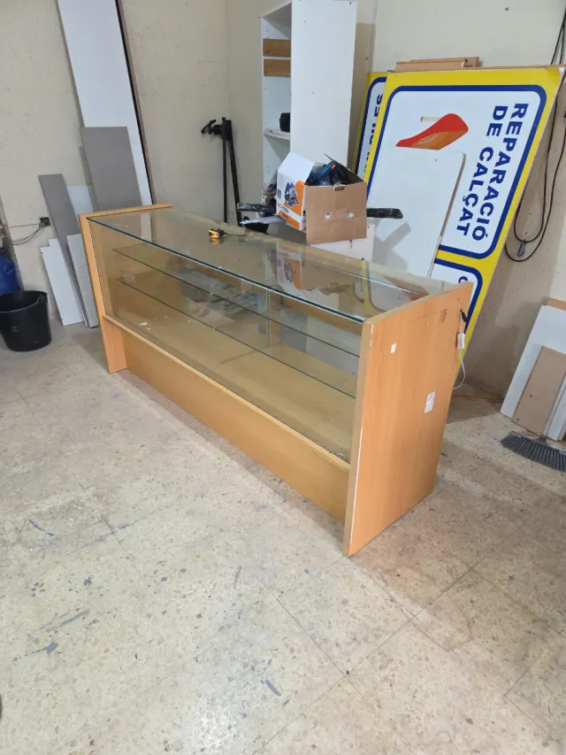Mostrador Vitrina Tienda Madera y Cristal