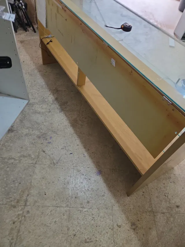 Mostrador Vitrina Tienda Madera y Cristal