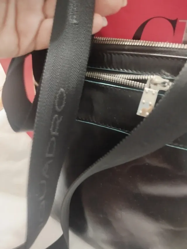 Bandolera Piel Piquadro Negra