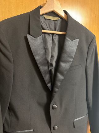 Americana Zara Negra Solapa Satén