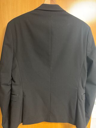 Americana Zara Negra Solapa Satén