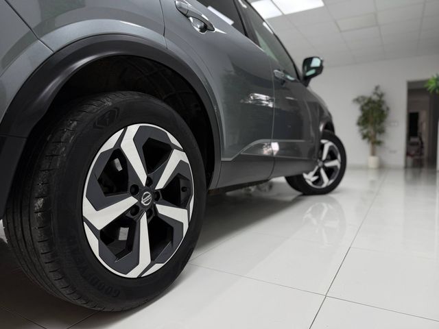 NISSAN Qashqai DIG-T N-Connecta desde 335€/mes