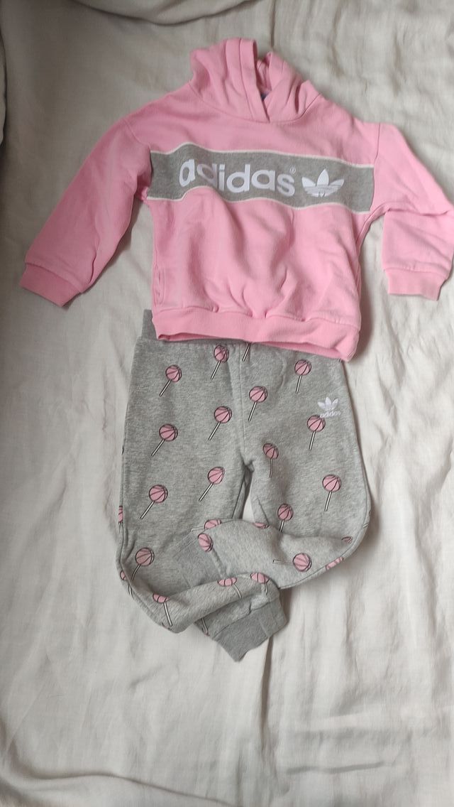Chándal Adidas niña 3 años