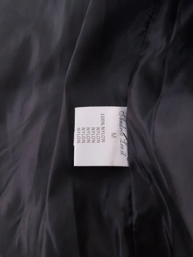 Cazadora acolchada negra mujer