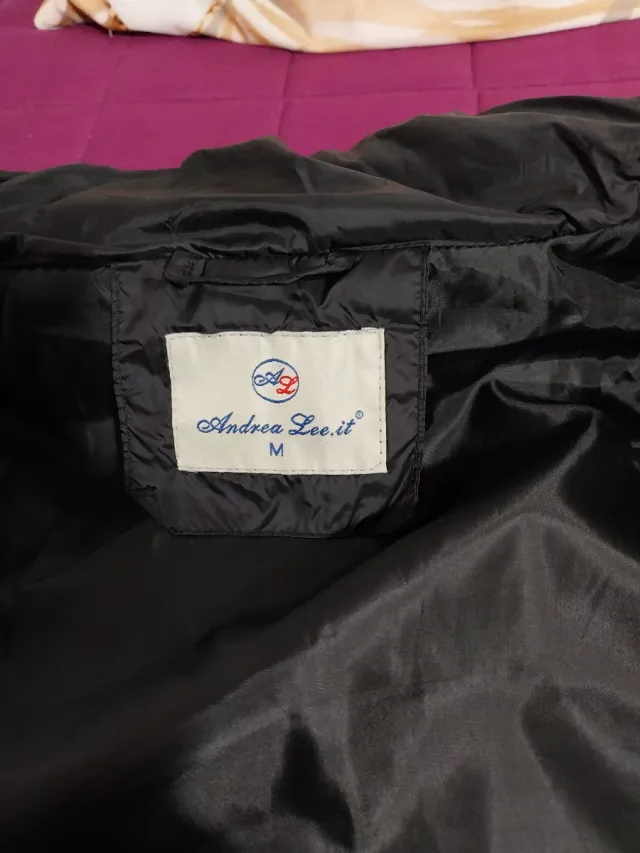 Cazadora acolchada negra mujer