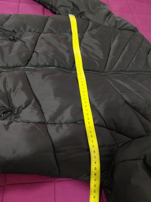 Cazadora acolchada negra mujer