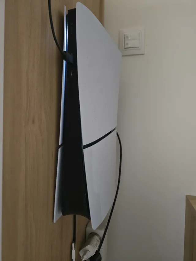 Consola PS5 Sony Blanca digital(sin mando)