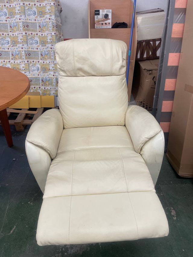 Butaca relax beige piel