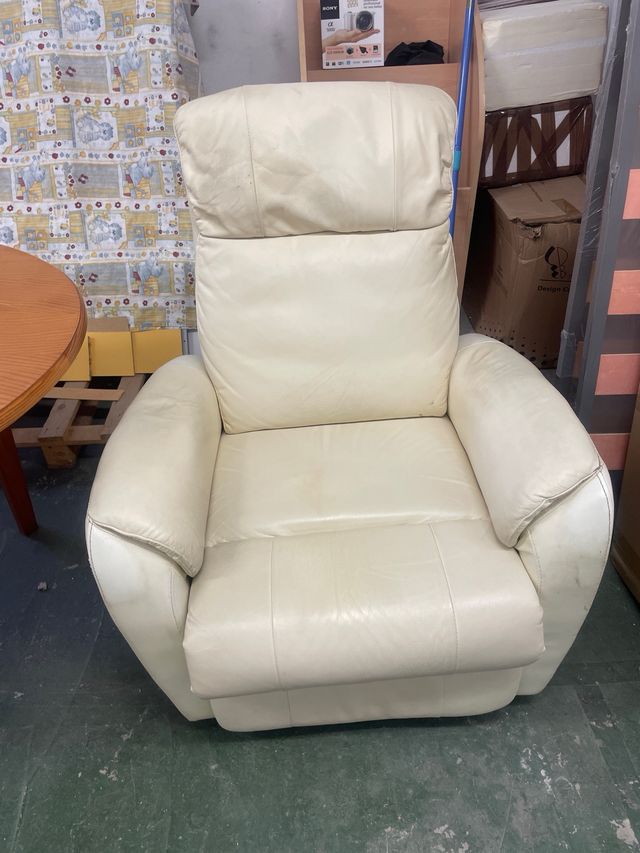 Butaca relax beige piel