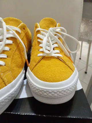 Converse sneakers scamosciate gialle uomo