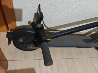 Patinete Xiaomi Mi Electric Scooter Essential
