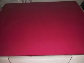 Cristal rojo 80 por 60 .5