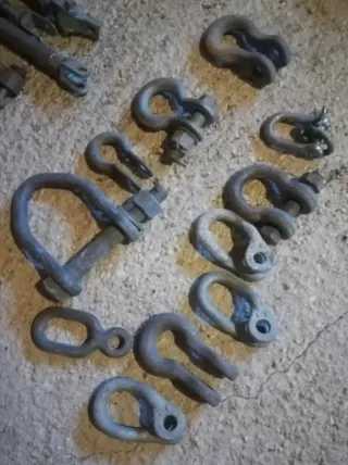 moschettoni grilli a gru ganci anelli omega