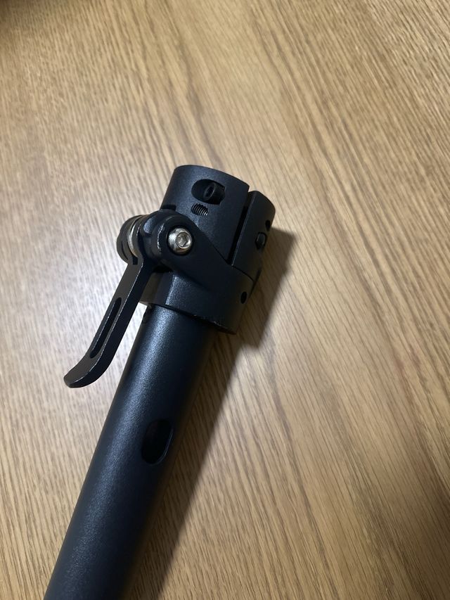 Manillar plegable negro para patinete