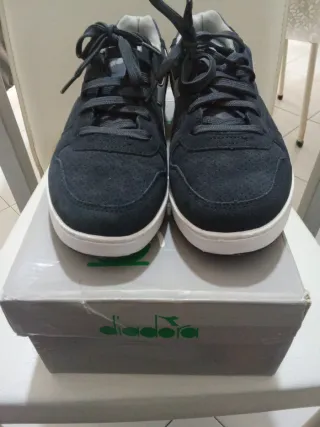 Sneakers uomo Diadora blu e grigio sula bianca