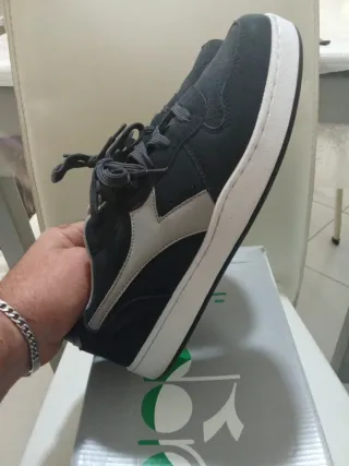 Sneakers uomo Diadora blu e grigio sula bianca