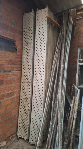 Conjunto andamio de obra