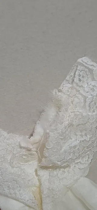 Abito Barbie bianco con pizzo e scarpe