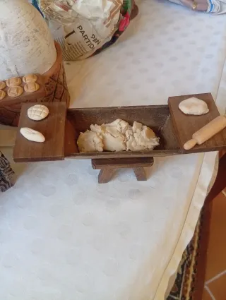 Figura Belén Mesa Amasadora Madera