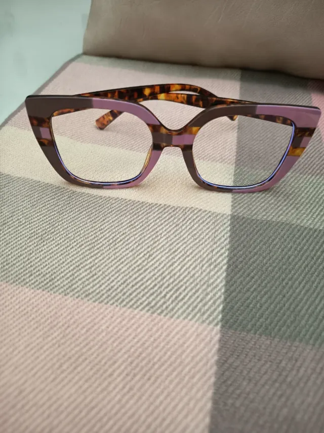 Conjunto: Mantoleta, Cartera y Gafas