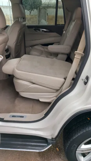 Cadillac Escalade 2015