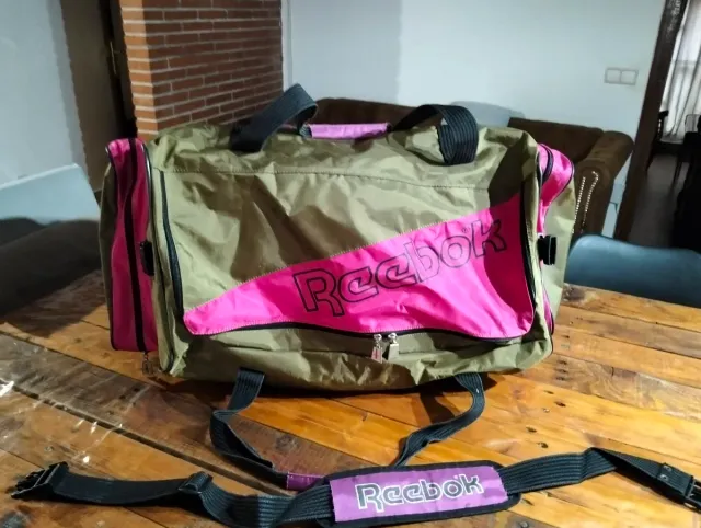Bolsa Deporte Vintage Reebok Verde y Rosa. Grande!
