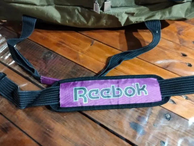 Bolsa Deporte Vintage Reebok Verde y Rosa. Grande!