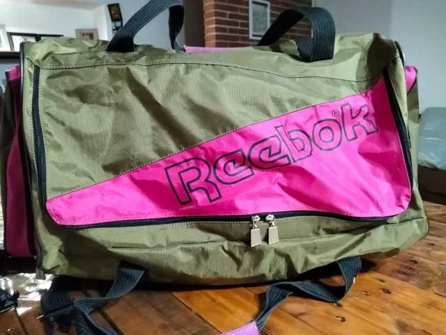 Bolsa Deporte Vintage Reebok Verde y Rosa. Grande!