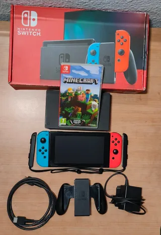 Pack Nintendo Switch con Caja + Minecraft