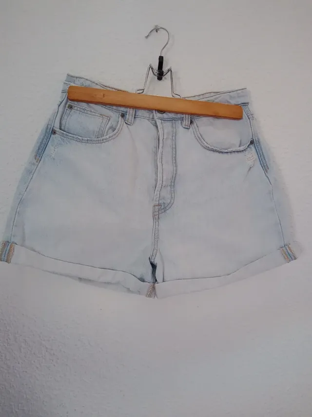 Shorts vaqueros mom Stradivarius Talla M