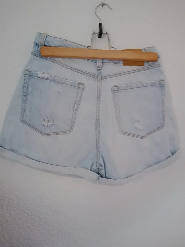 Shorts vaqueros mom Stradivarius Talla M