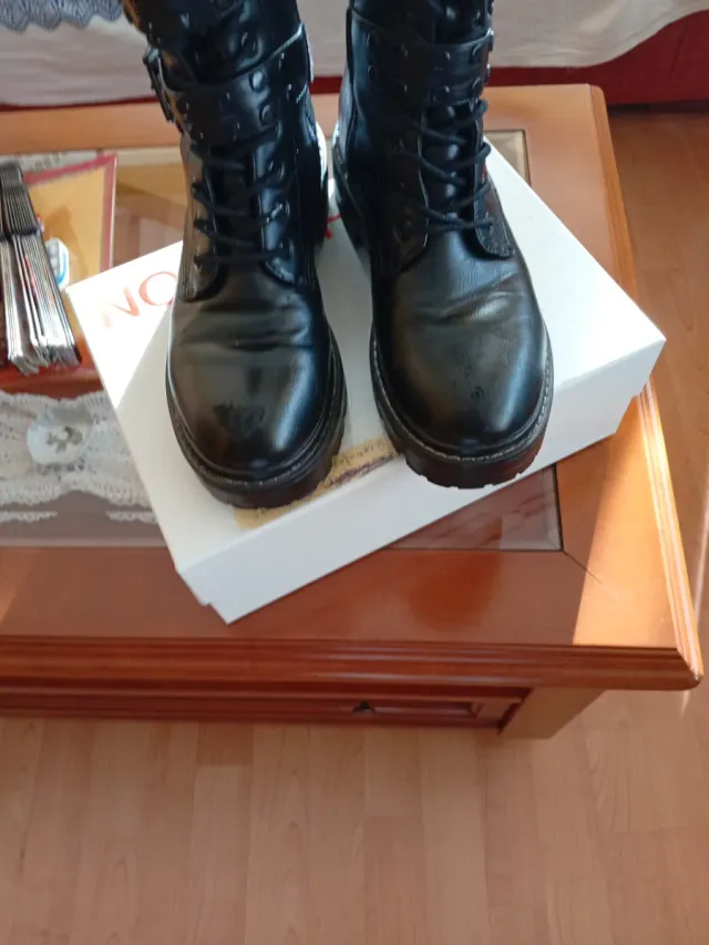 Botas negras con plataforma