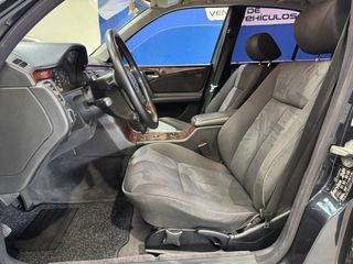 Mercedes-Benz Clase E 300 td