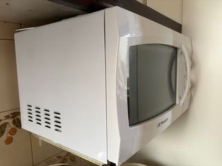 Microondas Orbegozo Blanco