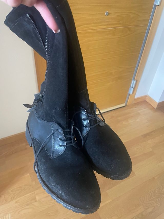 Botas de piel ante negras