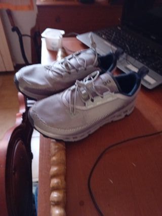 Scarpe On Cloudaway grigie