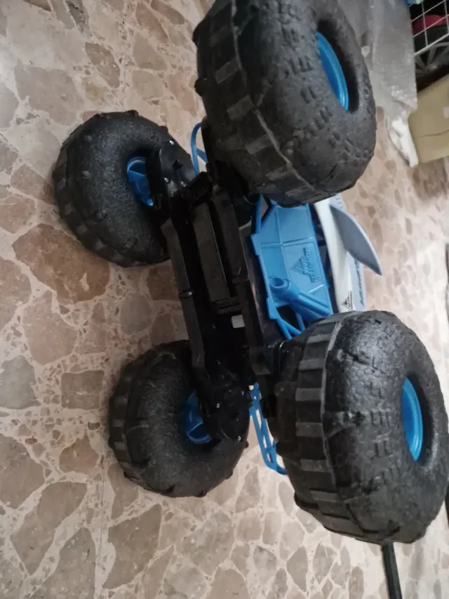 Auto RC Squalo