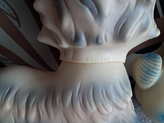 Lote 3 muñecos de goma. Años 70. Gatito de Famosa.